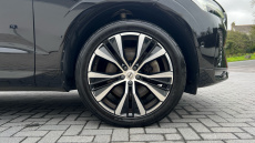 Volvo XC60 2.0 B4D Plus Dark 5dr AWD Geartronic Diesel Estate